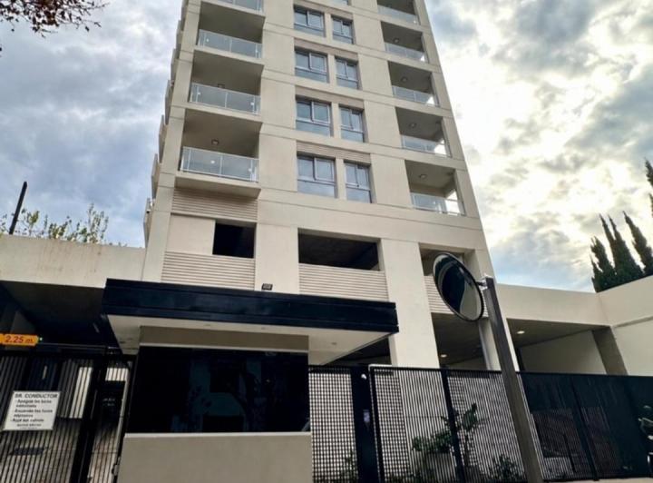 Departamento · 50m² · 2 Ambientes · 1 Cochera