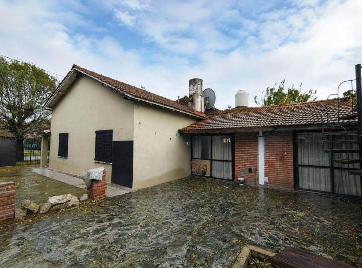Casa · 134m² · 4 Ambientes · 2 Cocheras