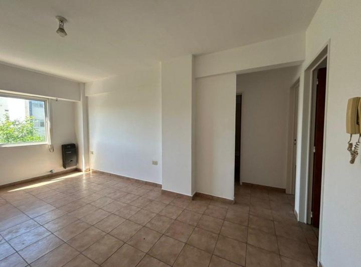 Departamento · 50m² · 3 Ambientes · 1 Cochera