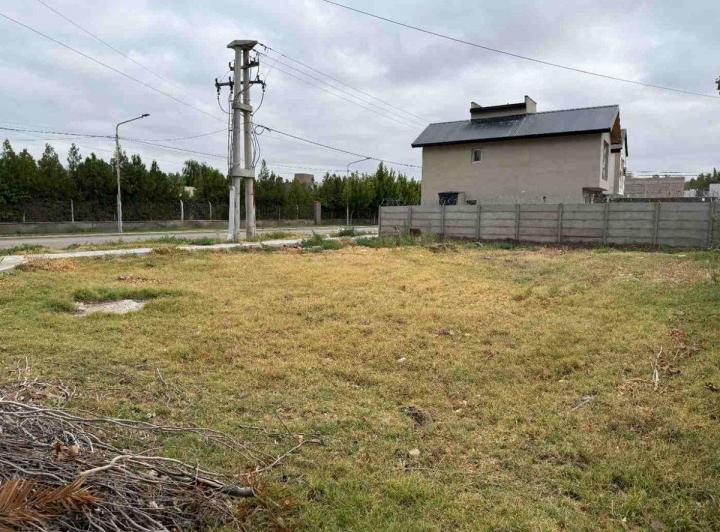 Terreno · 403m²