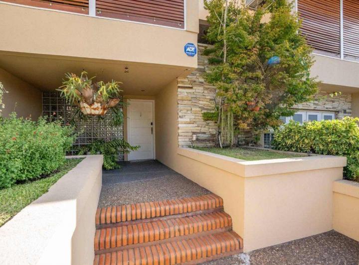Casa · 289m² · 4 Ambientes · 2 Cocheras