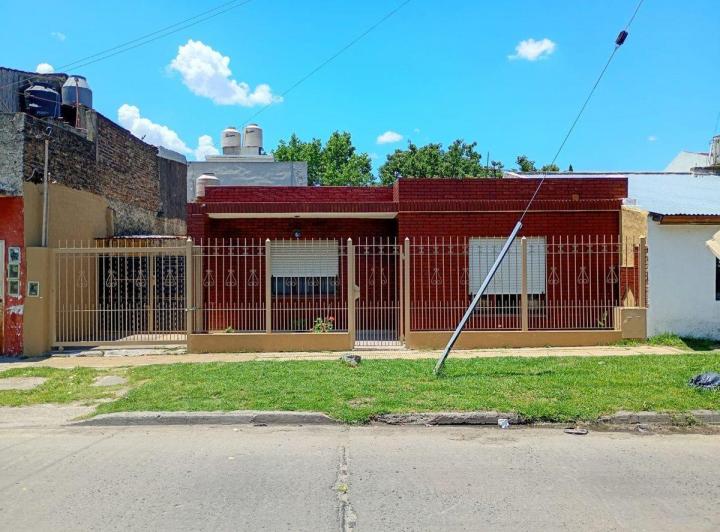 Casa · 60m² · 3 Ambientes · 1 Cochera
