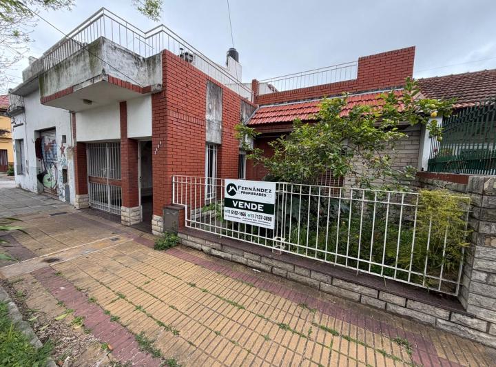Casa · 110m² · 3 Ambientes · 1 Cochera