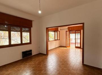 Casa de 12 ambientes, Córdoba · Alquiler 4 Dorm - 2 Baños - Cochera en Alta Córdoba
