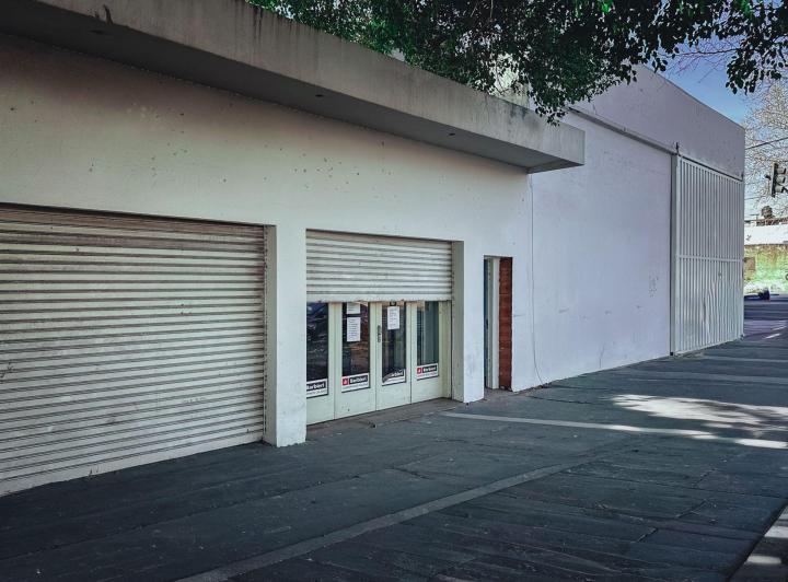 Local comercial · 178m²