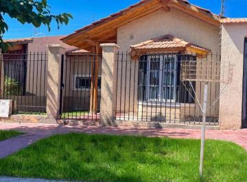 Casa de 4 ambientes, La Cieneguita · Venta Casa Zona Changomas de Las Heras, 2 Habitaciones con Pileta Apta Credito Hipotecario