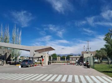 Terreno , Russell · Lote en Venta Barrio Milcayac II, Maipú, Mendoza.