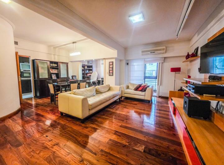 Departamento · 145m² · 6 Ambientes · 1 Cochera