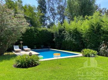 Casa · 187m² · 4 Ambientes · 1 Cochera · Casa 4 Ambientes en Una Planta con Pileta en Venta - Apta Credito - Fincas de Iraola I