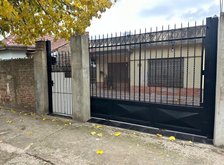 Casa · 100m² · 3 Ambientes · 1 Cochera