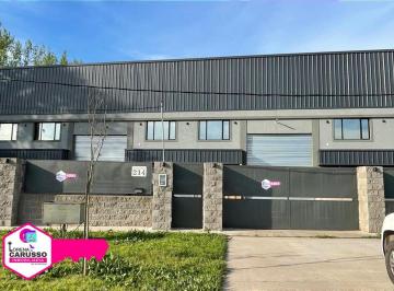 Depósito · 700m² · 3 Cocheras · Depósito en Marcos Paz