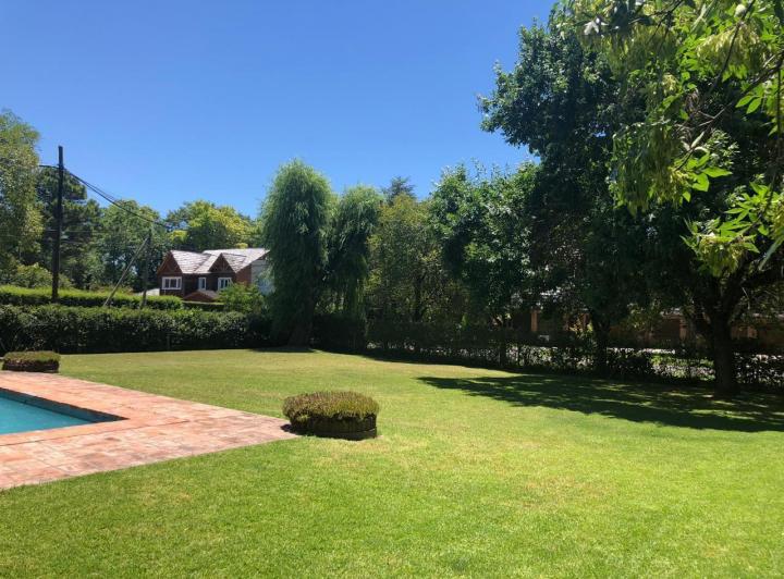Terreno · 1044m²