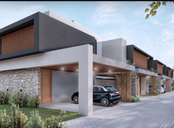 Casa · 195m² · 4 Ambientes · 2 Cocheras