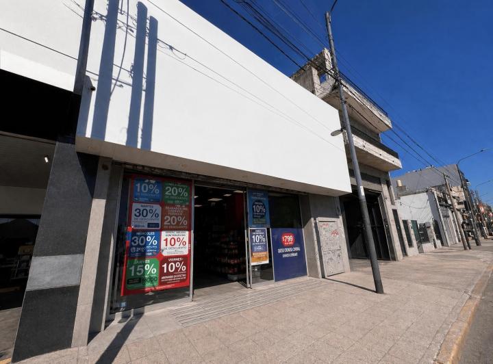 Local comercial · 299m² · 4 Ambientes