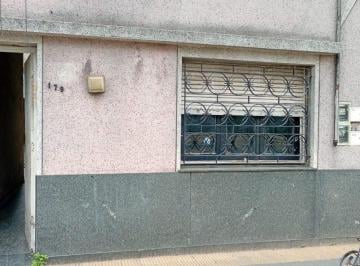 PH de 2 ambientes, Avellaneda · PH de 32 m² con 1 Dormitorio en Alquiler en Piñeyro