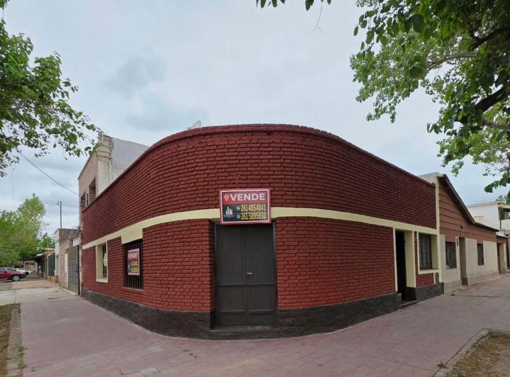 Casa · 130m² · 5 Ambientes