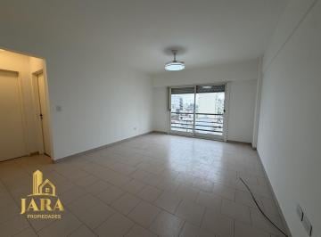 Departamento · 40m² · 2 Ambientes · 1 Cochera · Venta Depto 2 Ambientes con Cochera Subterranea - Avellaneda Centro