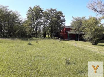 Campo · 200m² · 4 Ambientes · Campo en Venta - 2 Dorm. 1 Baño - 10000 m - Presidente Perón