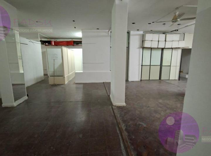 Local comercial · 4 Ambientes