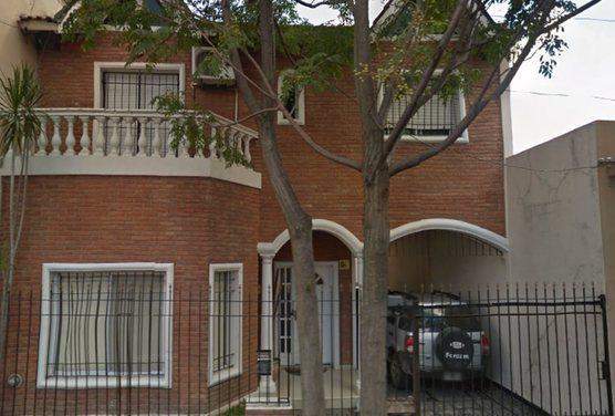 Casa · 157m² · 5 Ambientes · 2 Cocheras