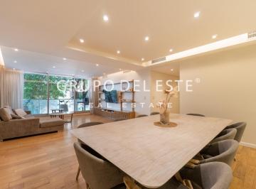 Departamento · 180m² · 4 Ambientes · 2 Cocheras · Departamento en Palermo Chico