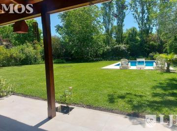 Casa · 220m² · 7 Ambientes · 2 Cocheras · Casa Alquiler Enero en Santa Maria de Tigre