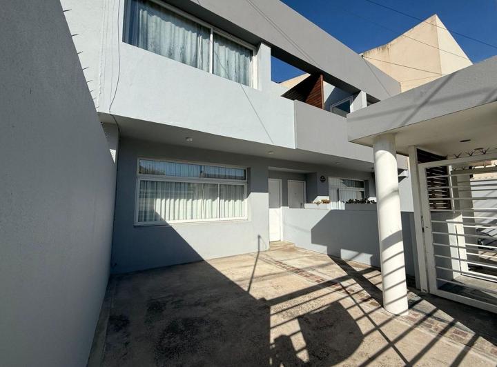 Casa · 120m² · 4 Ambientes