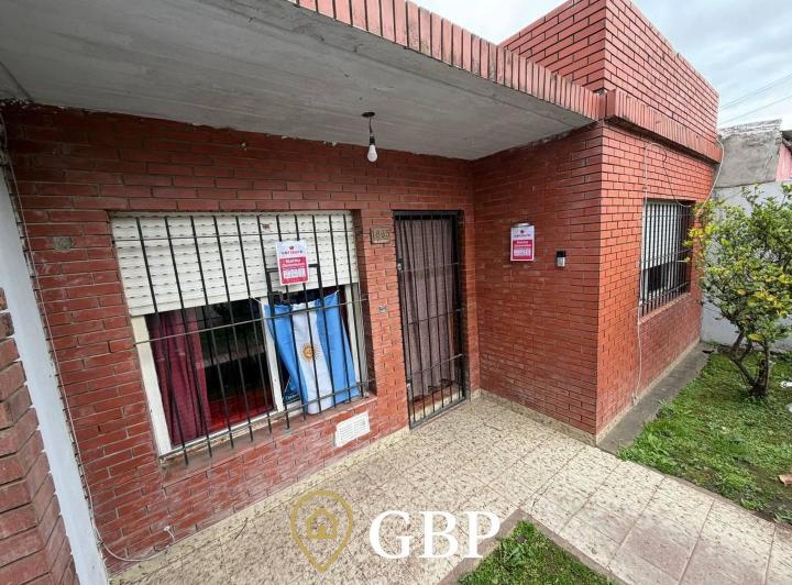 Casa · 62m² · 3 Ambientes · 1 Cochera