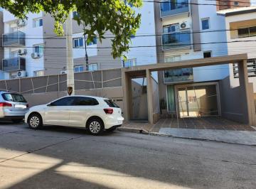 Garage , Córdoba · Alquiler Cochera Alberdi Zona Shopping Duarte Quiros Semicubierta