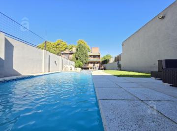 Casa · 286m² · 4 Ambientes · 3 Cocheras · Venta Importante Chalet Zona Hölters! 8 X 55 M! - Villa Ballester - Cuatro Ambientes.