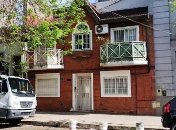PH · 75m² · 4 Ambientes · PH Al Frente 4 Amb 3 Baños Patio 75 m² Cub + 6 m² Patio