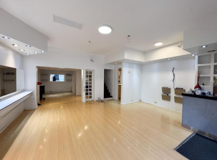 Local comercial · 65m² · 3 Ambientes