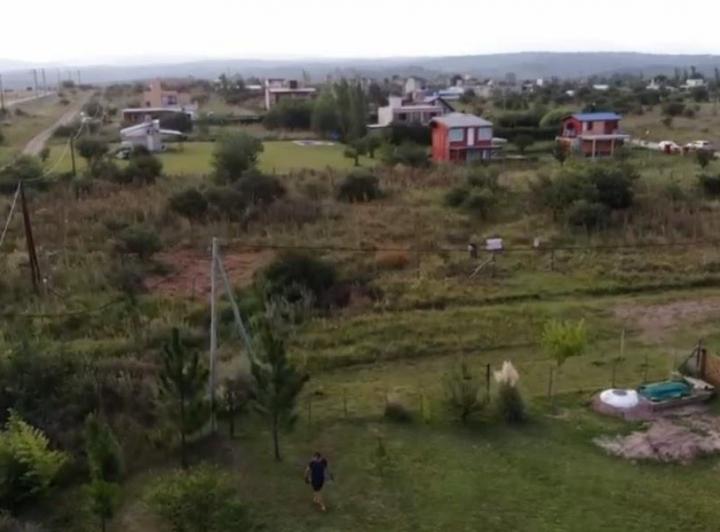 Terreno · 600m²