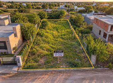Terreno · 180m² · Lote con Escritura en Argüello
