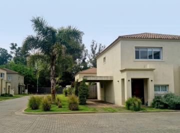 Casa · 80m² · 3 Ambientes · Casa en Venta en Saravi Village - Duplex 4 Amb.