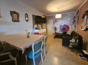 Casa de 5 ambientes, Córdoba · Apto Crédito en B° Lamadrid Casa de 3 Dorm.