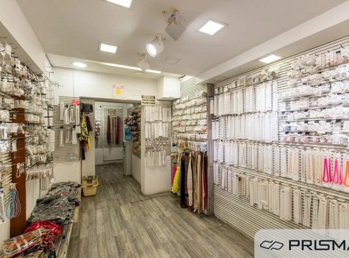 Local comercial · 140m² · 4 Ambientes