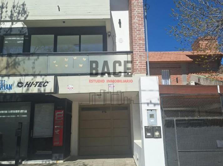 Departamento · 200m² · 6 Ambientes · 1 Cochera
