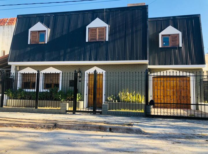 Casa · 120m² · 3 Ambientes · 1 Cochera