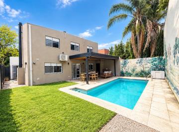 Casa de 5 ambientes, Pilar · Venta Casa en Dos Plantas en Barrio de Vicenzo Chico