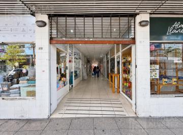 Local comercial · 18m² · 1 Ambiente · Venta Local Comercial 18 m² Ideal Inversor! - Ramos Mejía