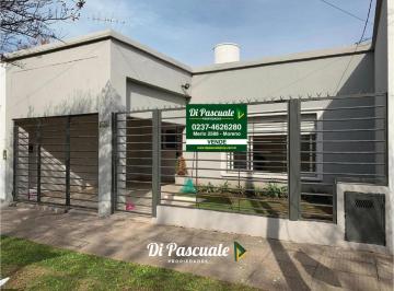 Casa · 80m² · 3 Ambientes · 1 Cochera · Venta Casa 3 Ambientes con Patio y Garage - Moreno Sur