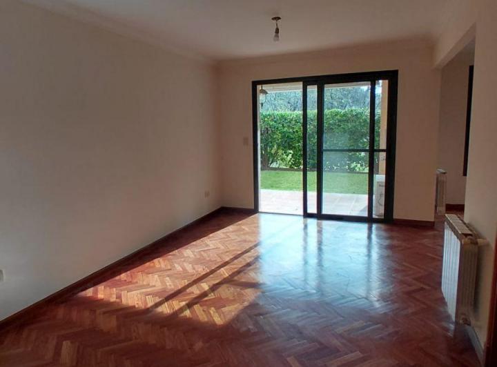 Departamento · 130m² · 5 Ambientes · 1 Cochera