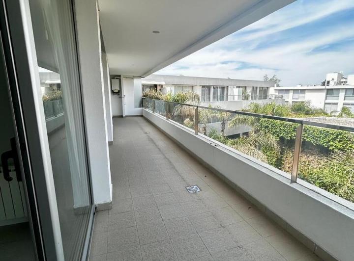 Departamento · 100m² · 5 Ambientes · 1 Cochera