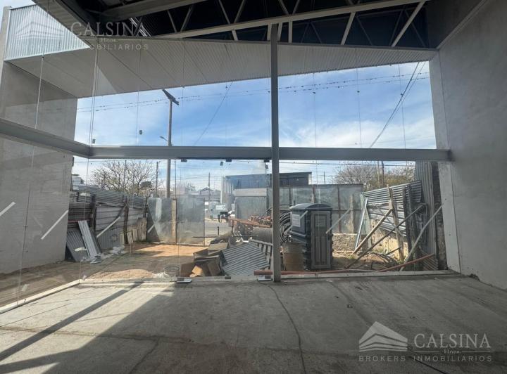 Local comercial · 172m²