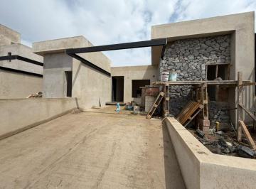 PH de 4 ambientes, Córdoba · Dúplex 2 Dorm + Escritorio Todo Planta Baja