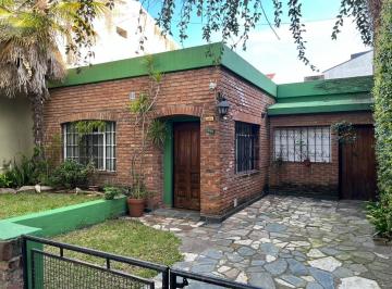 Casa · 120m² · 4 Ambientes · 1 Cochera · Casa en Venta - Olivos Golf - Vicente López - 3 Dorm.