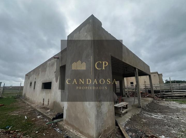 Casa · 115m² · 4 Ambientes · 2 Cocheras