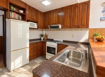 Casa · 126m² · 5 Ambientes · 2 Cocheras · Casa en Venta en Grand Bourg