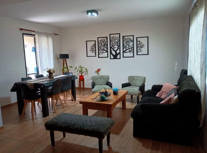 PH · 145m² · 4 Ambientes · 1 Cochera
